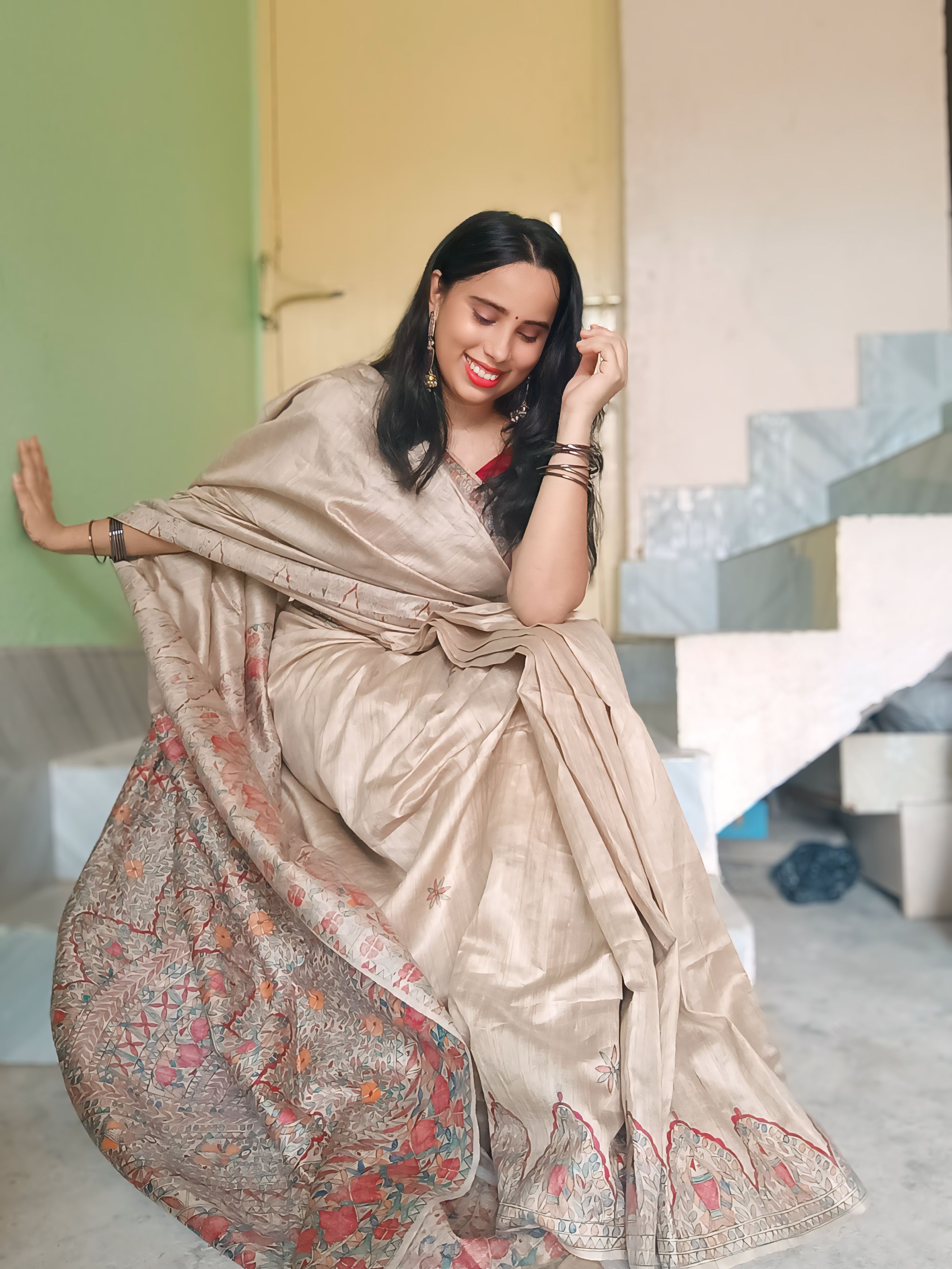 Customer Experience Blog: A Timeless Elegance – Shivani in Weavehand's Handcrafted Saree