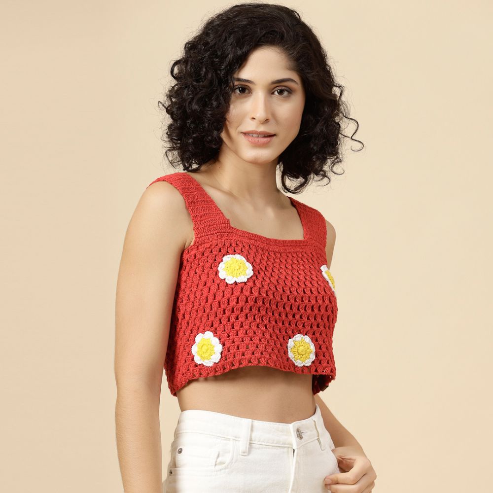 Daisy Bloom Hand-Crocheted Crop Top – Red 