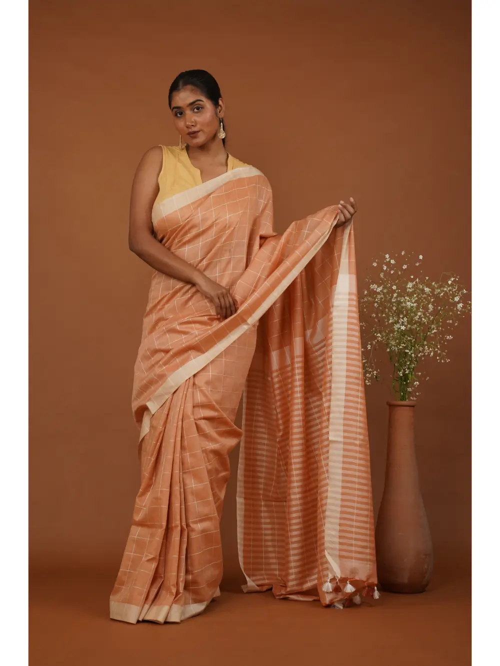 KesarRekha Soft Peach Handwoven Cotton Saree